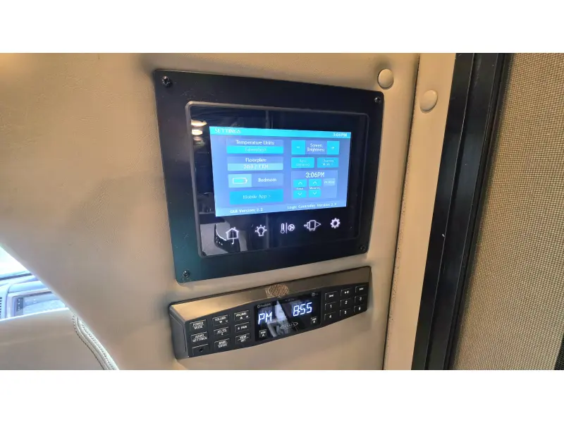 2018 THOR MOTOR COACH Synergy 24TT