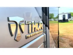 2018 THOR MOTOR COACH Synergy 24TT