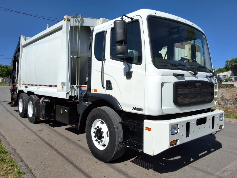 2019 AUTOCAR LLC XPERT