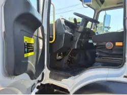 2019 AUTOCAR LLC XPERT