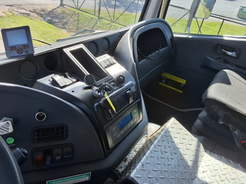 2019 AUTOCAR LLC XPERT