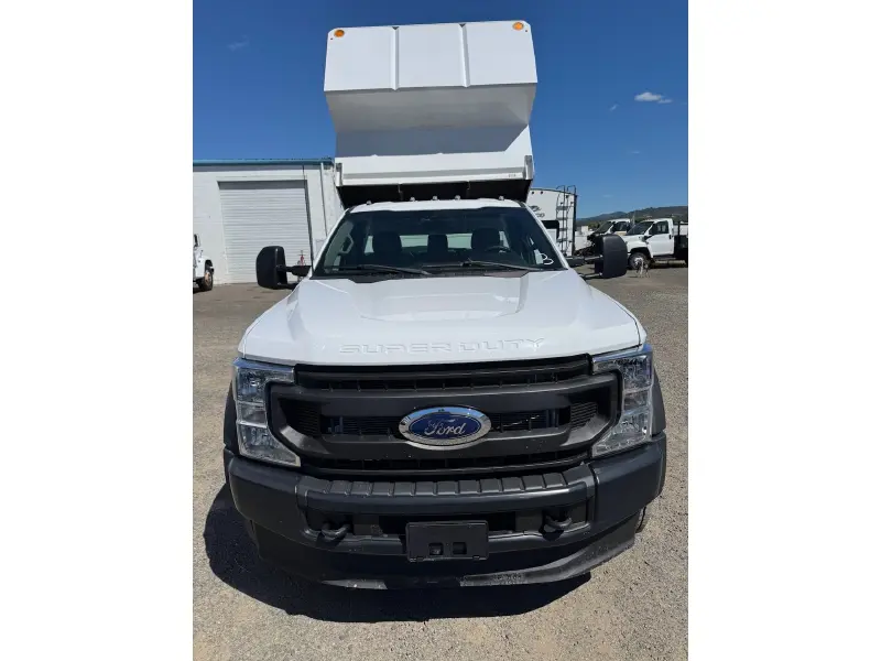 2022 FORD F550