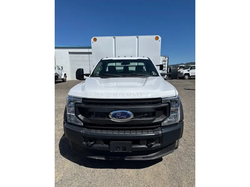 2022 FORD F550