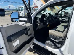 2022 FORD F550