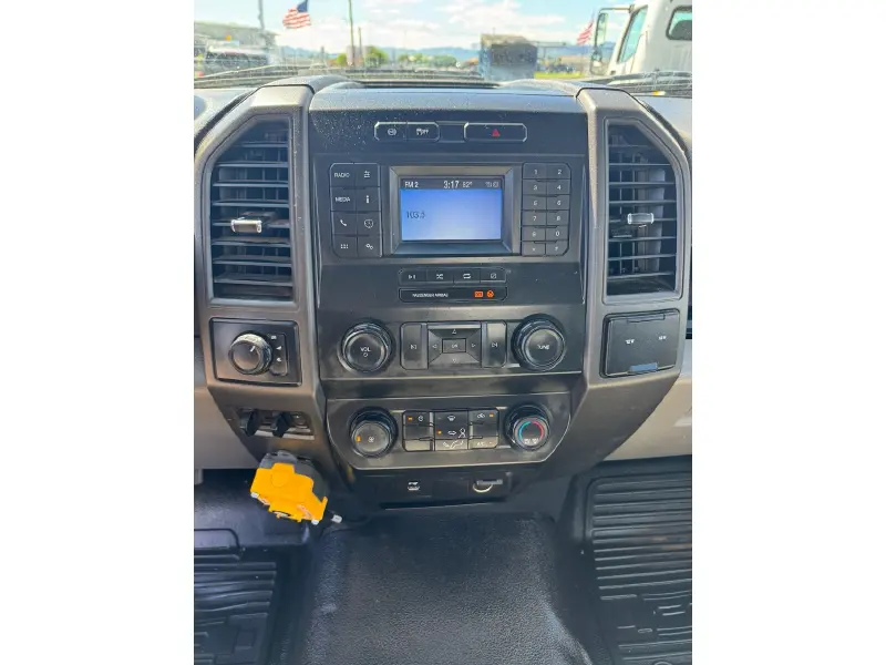 2022 FORD F550