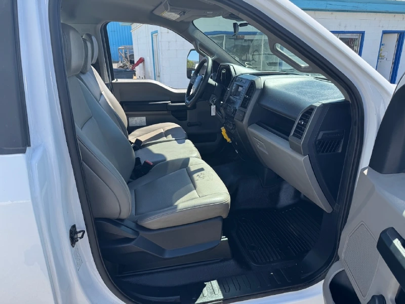 2022 FORD F550