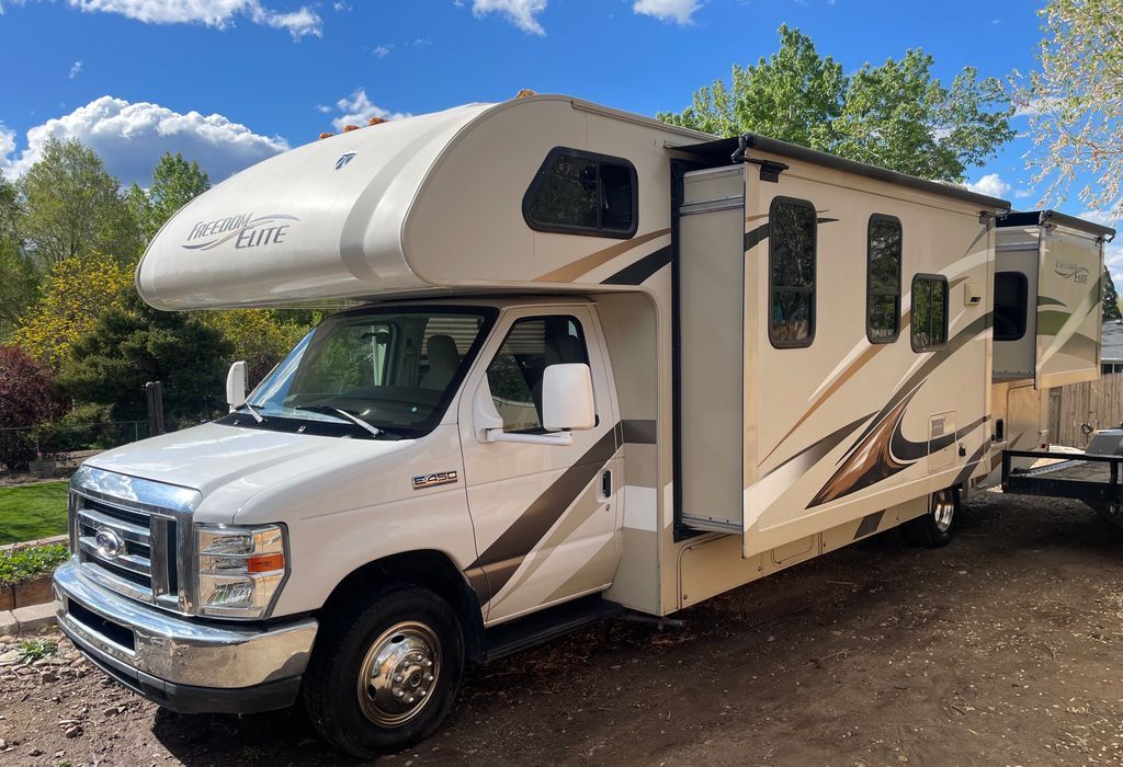 Thor Motor Coach Freedom Elite 29FE RVs For Sale - RV Trader