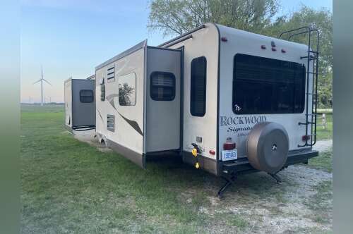 2014 Forest River ROCKWOOD LITE 8318SS in ubly MI