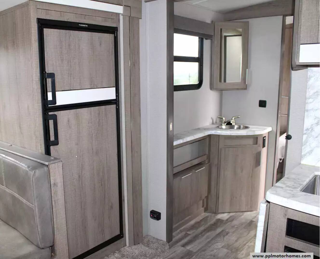 A photo of this 2020 Grand Design Imagine 2500RL