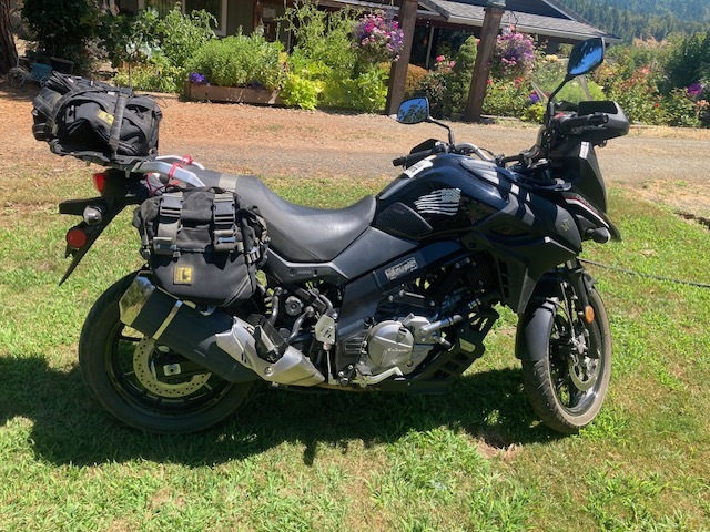 2018 Suzuki V-STROM 650 ABS ADVENTURE 650 ABS ADVENTURE in Roseburg, OR