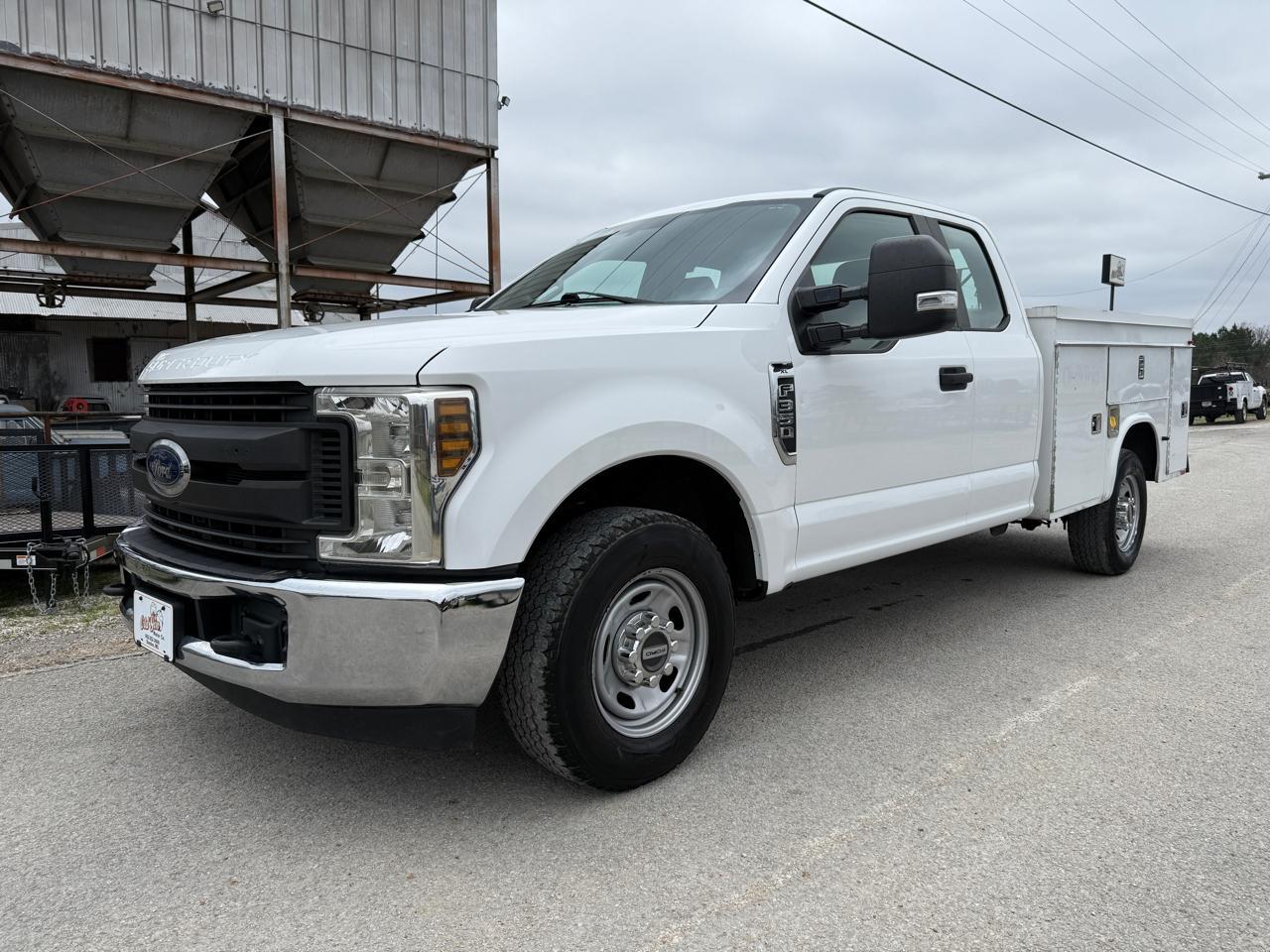 2019 FORD F350 in Lamar, MS