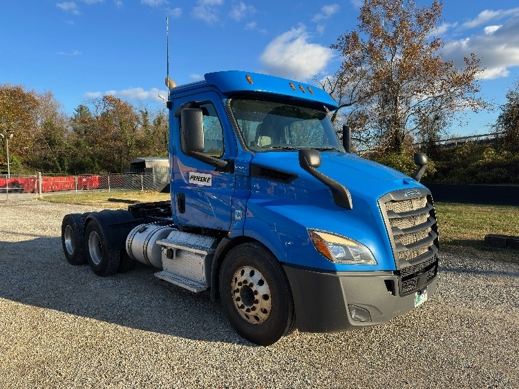 2019 FREIGHTLINER CASCADIA 116 in Baltimore, MD