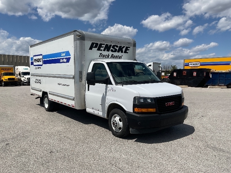 2021 GMC SAVANA in Lenexa, KS