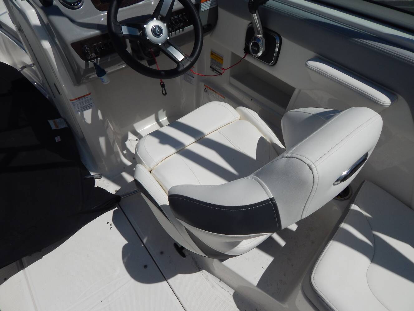 A photo of this 2023 Chaparral 23 SSi