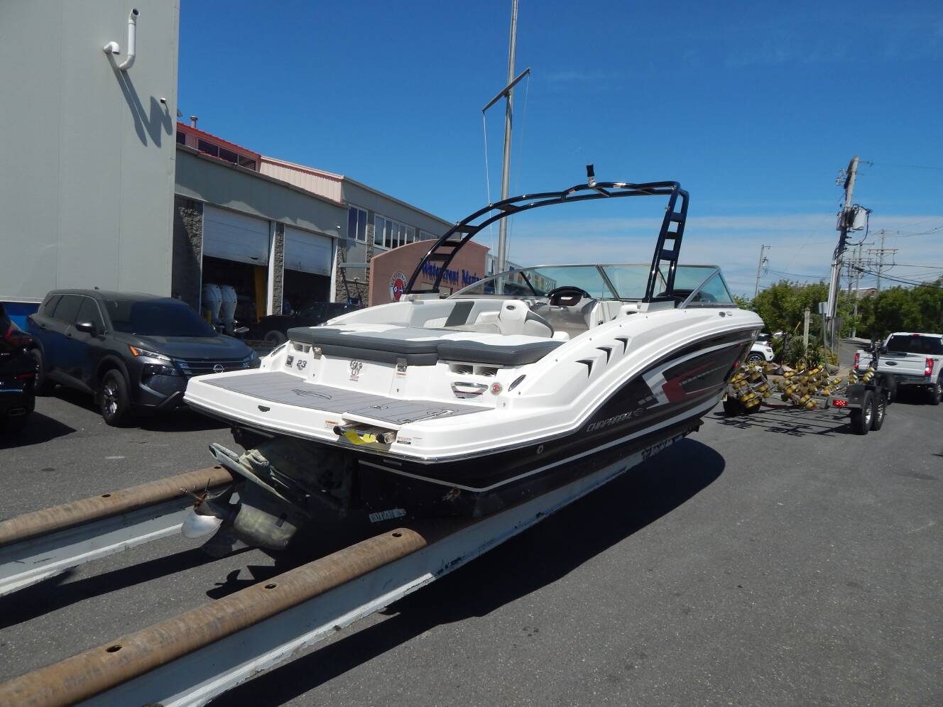 A photo of this 2023 Chaparral 23 SSi