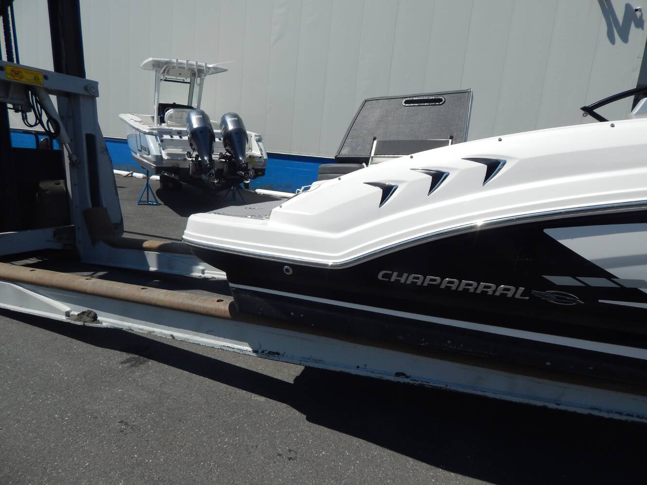 A photo of this 2023 Chaparral 23 SSi