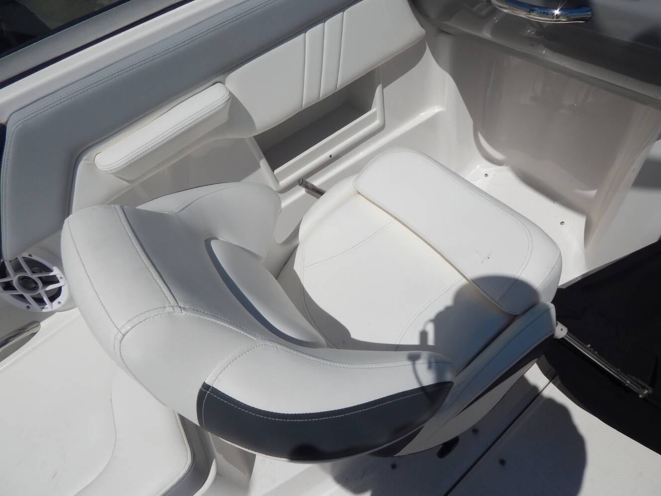 A photo of this 2023 Chaparral 23 SSi