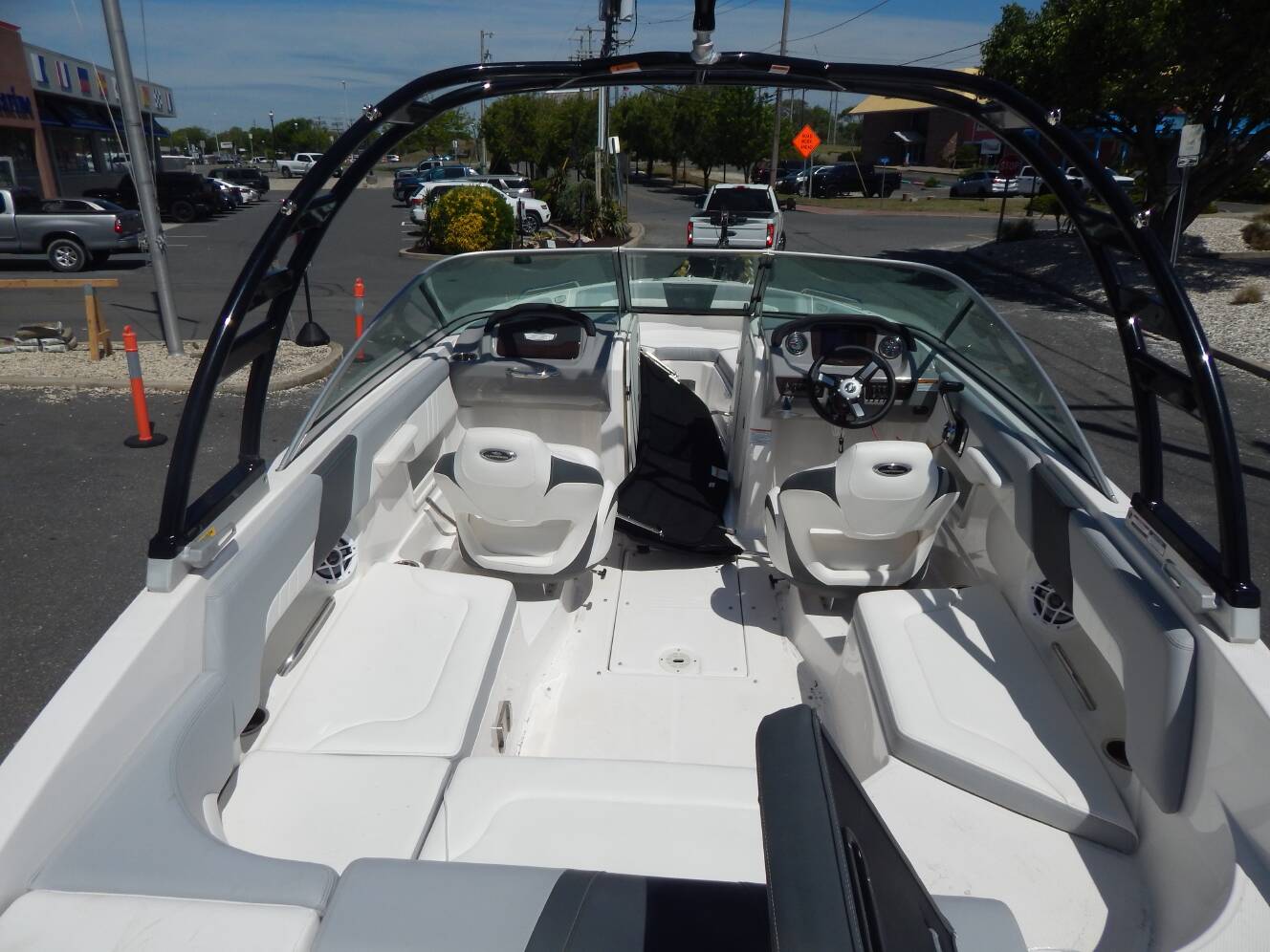 A photo of this 2023 Chaparral 23 SSi