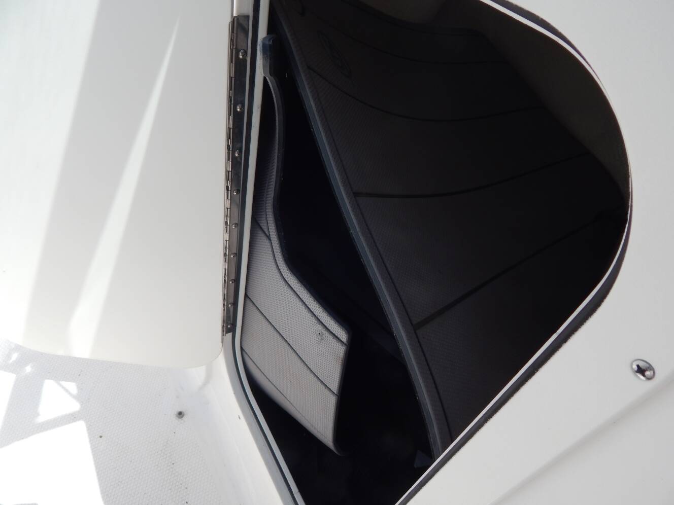 A photo of this 2023 Chaparral 23 SSi