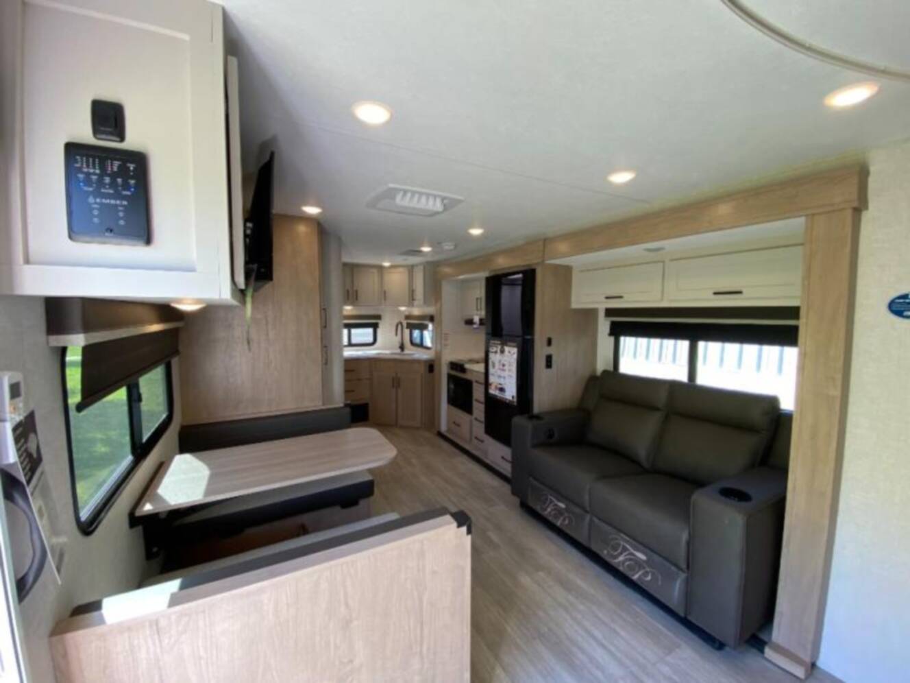 A photo of this 2026 Ember Rv E-Series 22MLQ
