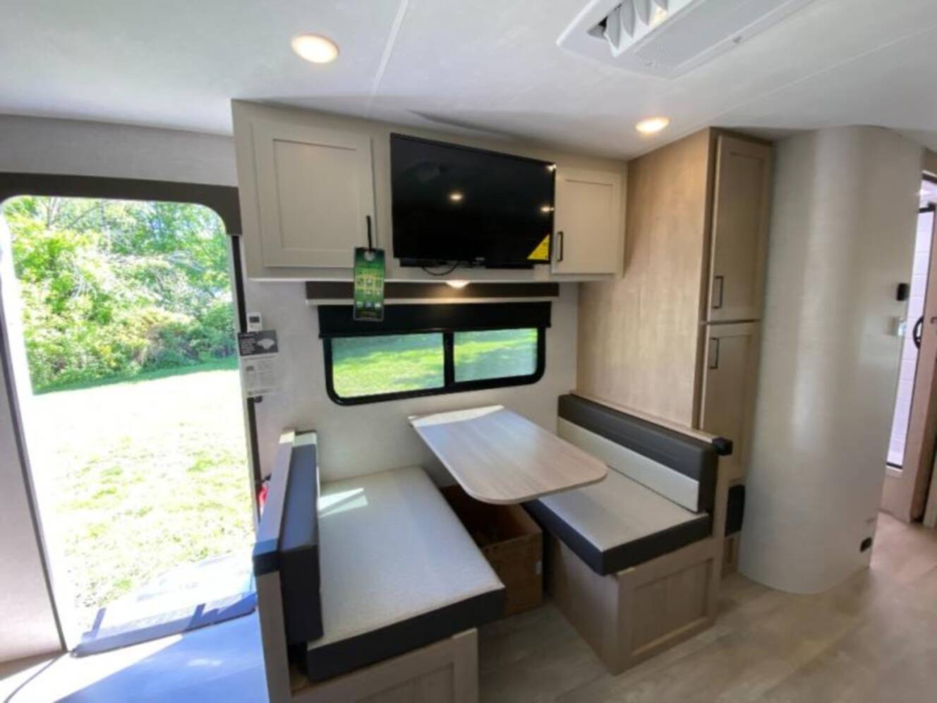 A photo of this 2026 Ember Rv E-Series 22MLQ