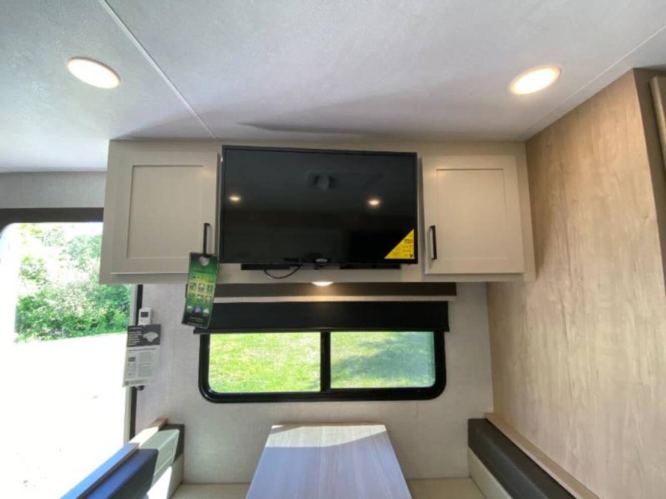 A photo of this 2026 Ember Rv E-Series 22MLQ