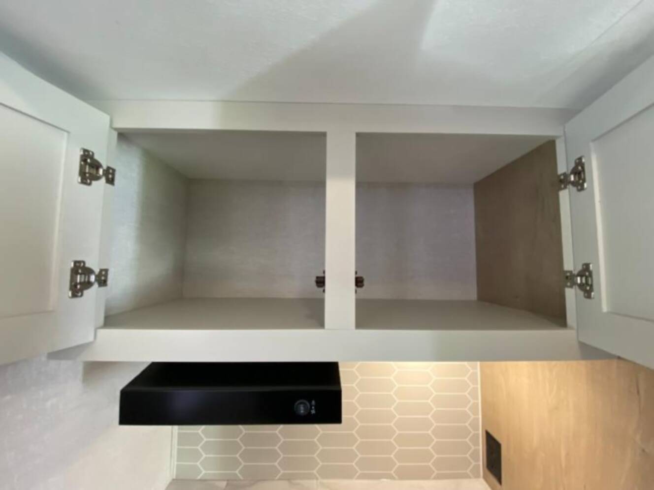 A photo of this 2026 Ember Rv E-Series 22MLQ