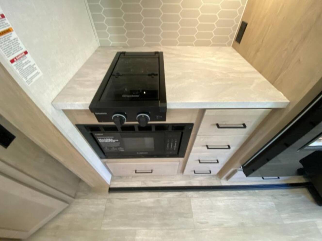 A photo of this 2026 Ember Rv E-Series 22MLQ