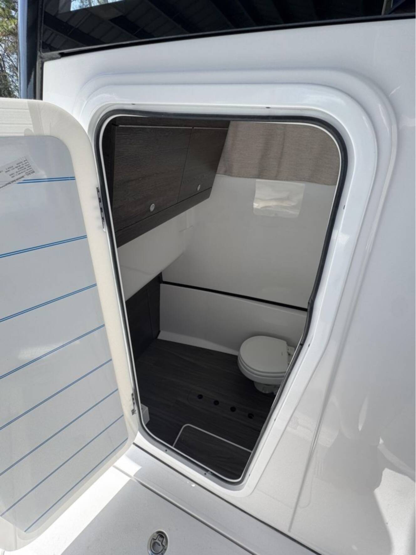 A photo of this 2026 Sportsman Heritage 321 Center Console