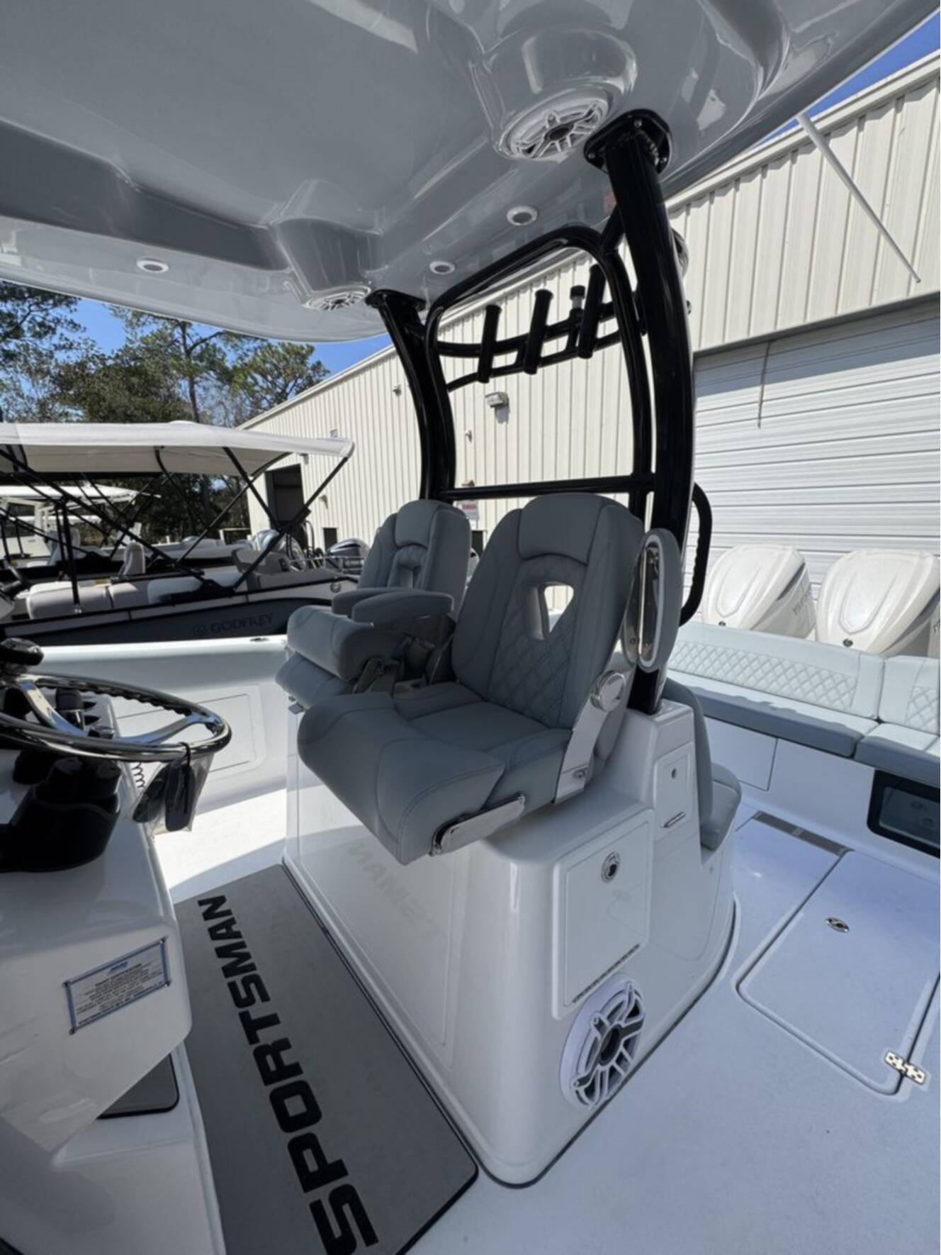 A photo of this 2026 Sportsman Heritage 321 Center Console