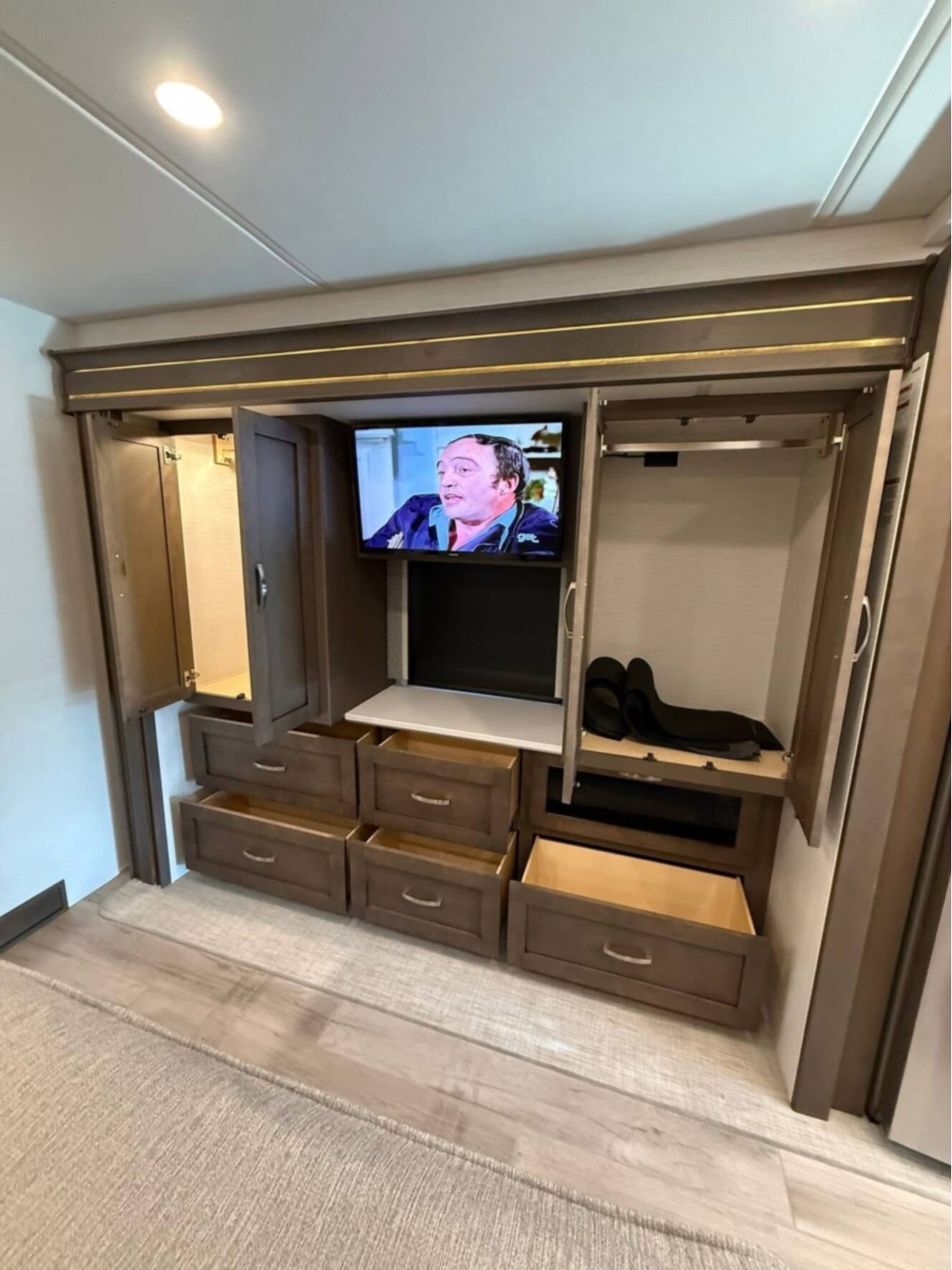 A photo of this 2026 Newmar Grand Star 3948