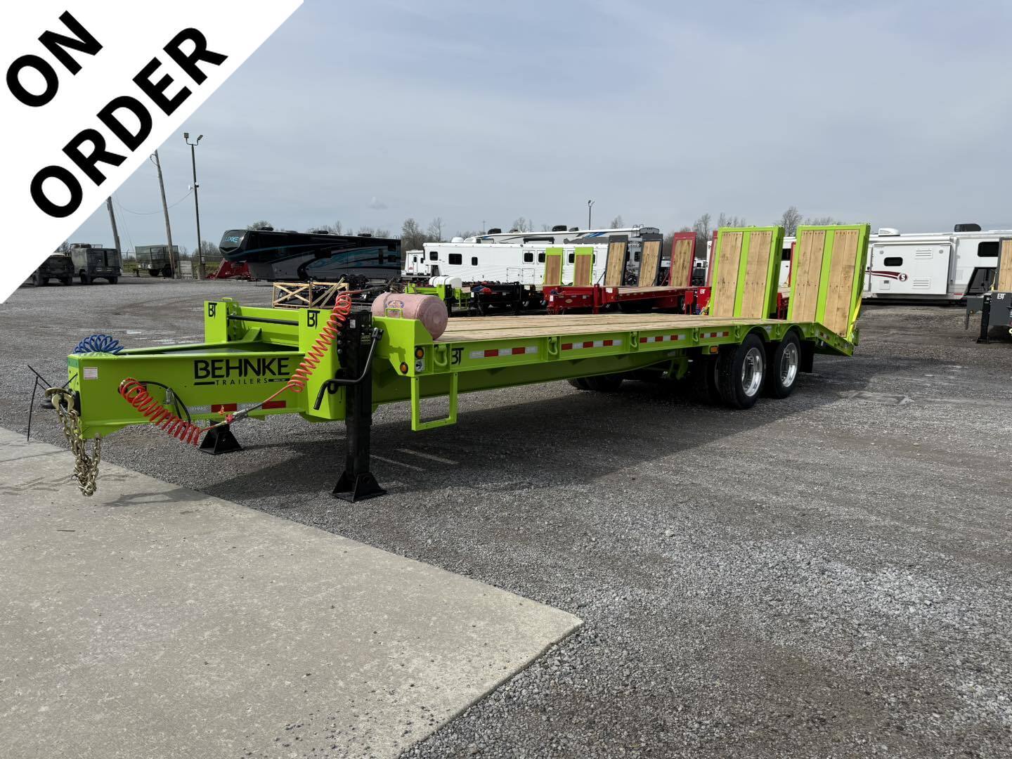 2027 BEHNKE TRAILERS FB8X31SDPT-40H HYD in North Jackson, OH