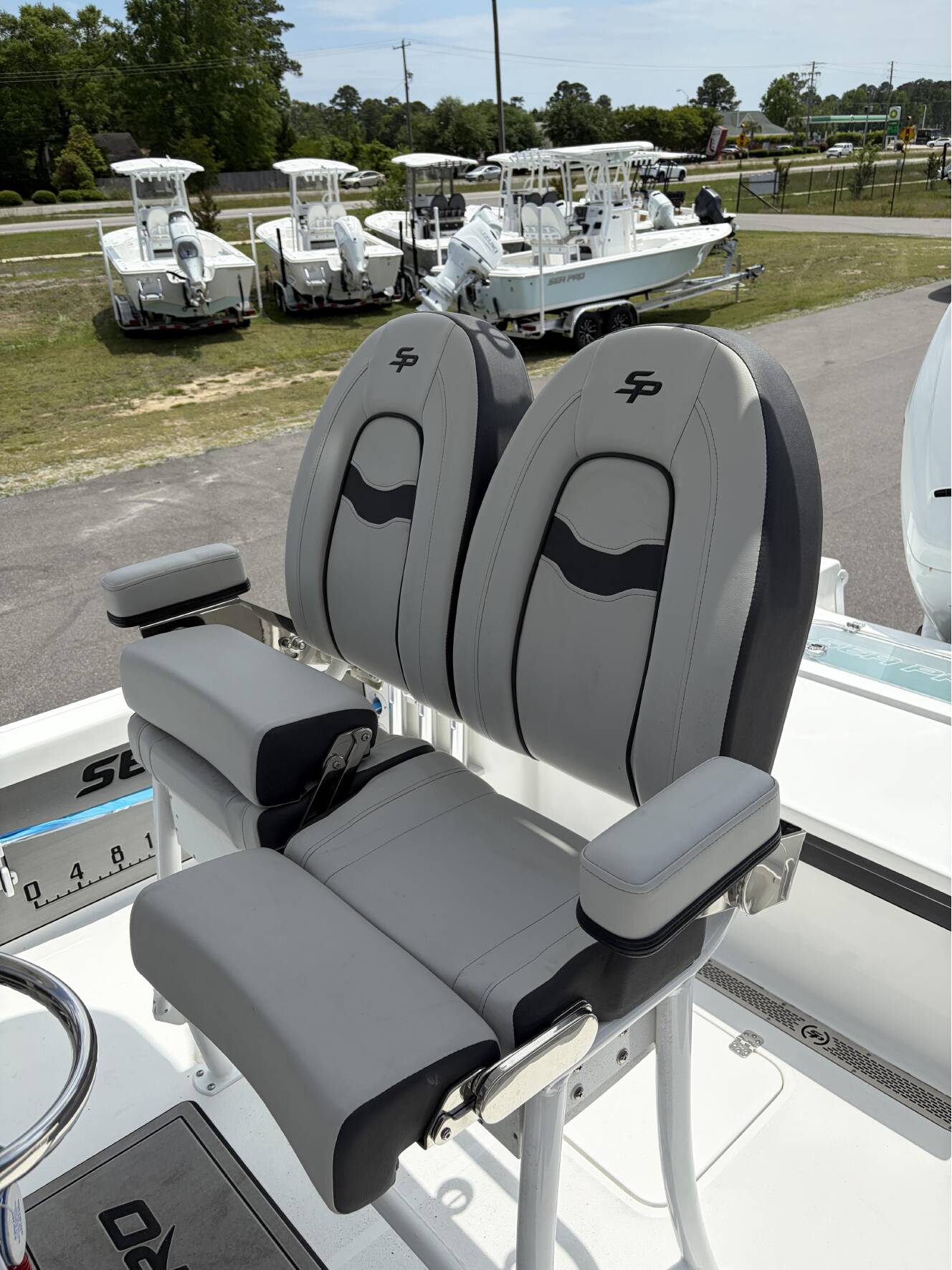 A photo of this 2026 Sea Pro 250 Bay Boat