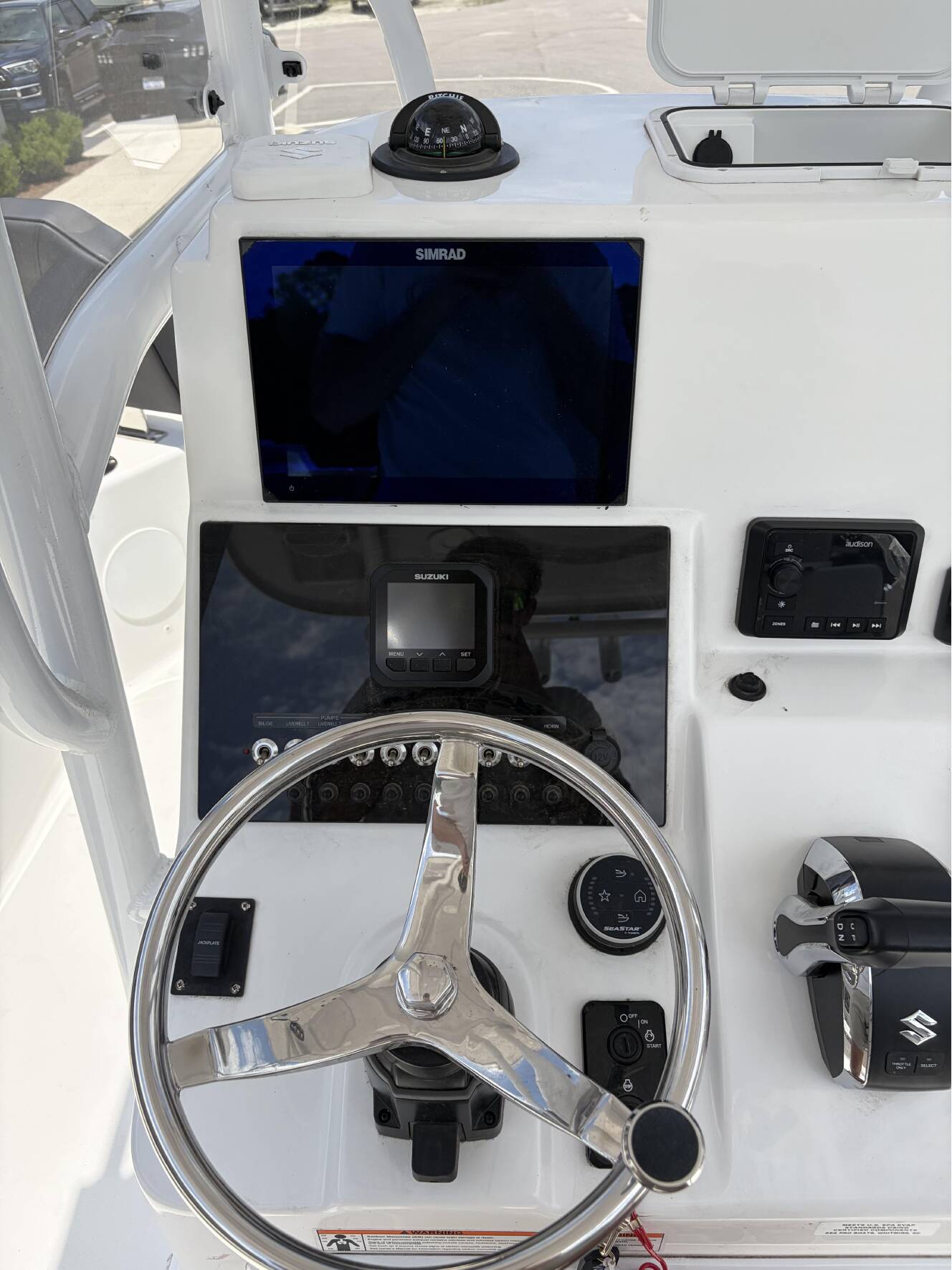 A photo of this 2026 Sea Pro 250 Bay Boat