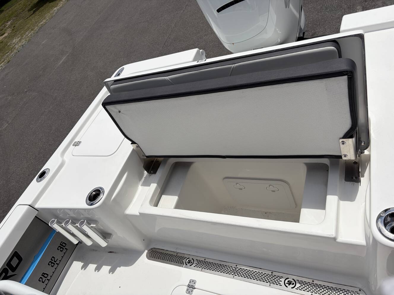 A photo of this 2026 Sea Pro 250 Bay Boat