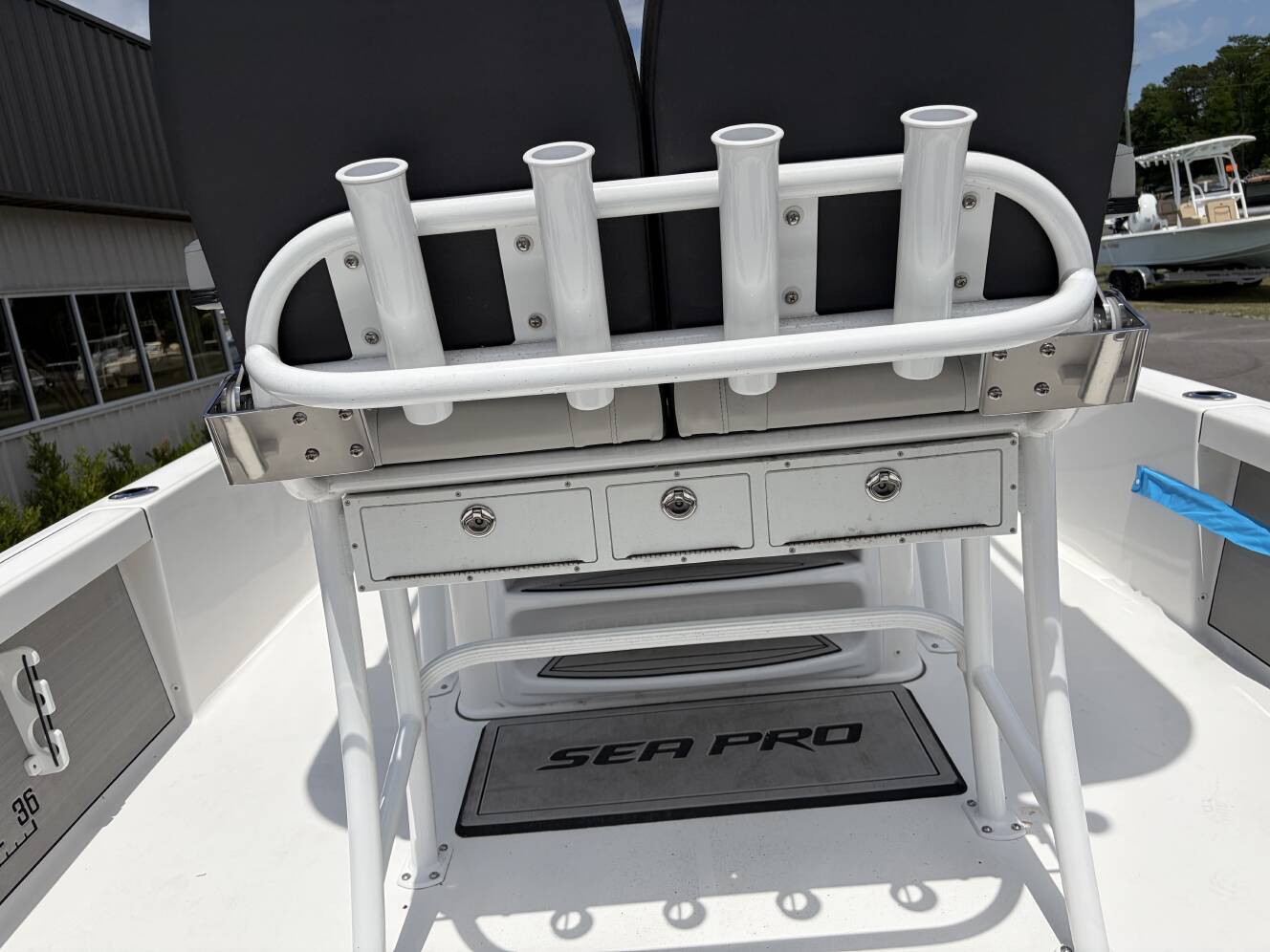 A photo of this 2026 Sea Pro 250 Bay Boat