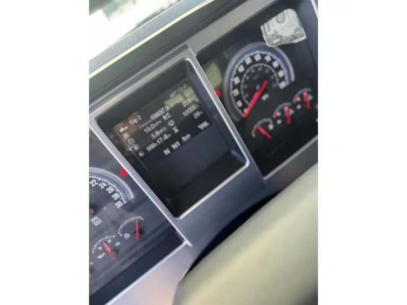 2025 Mack GR84F