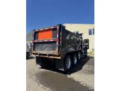 2025 Mack GR84F