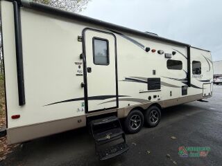 2017 FOREST RIVER FLAGSTAFF 26RBWS