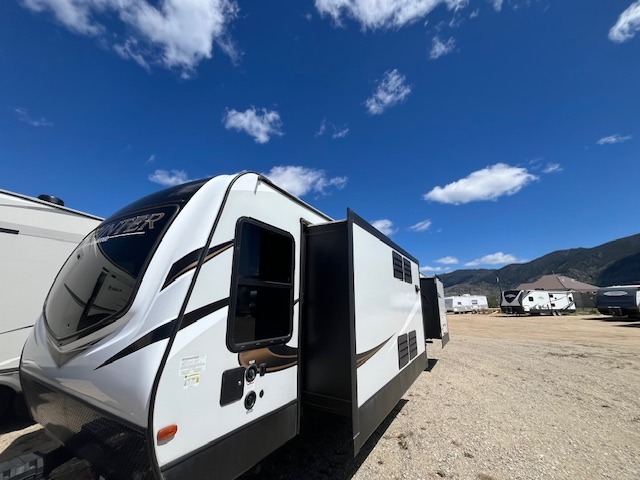 2021 Keystone Rv Sprinter Limited 330KBS in butte MT
