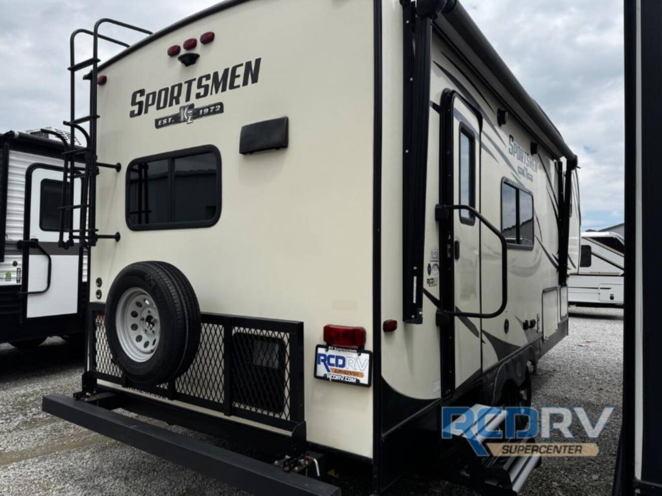 A photo of this 2018 Kz Sportsmen 231RK
