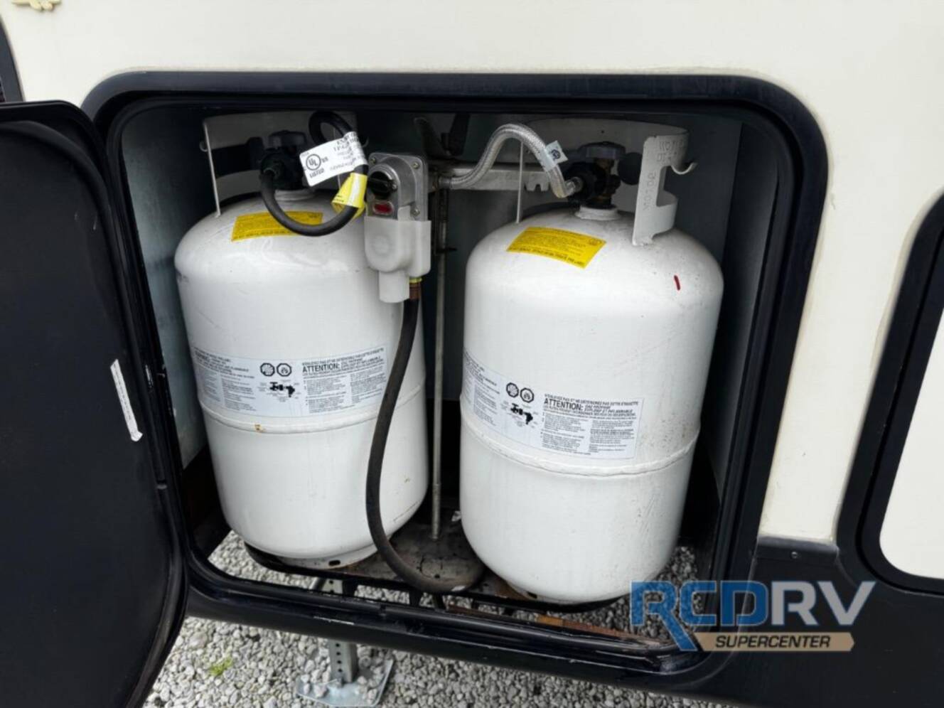 A photo of this 2018 Kz Sportsmen 231RK