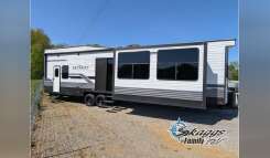 2023 Keystone Rv Retreat 39LOFT RV