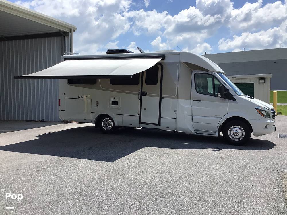 2018 Leisure Travel Unity U24CB in frederick MD