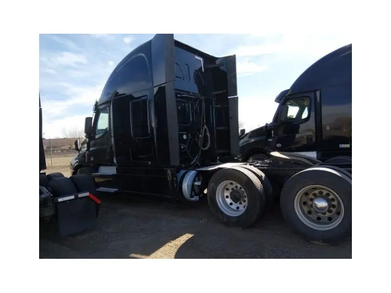 2024 FREIGHTLINER CASCADIA 126