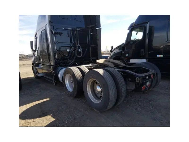 2024 FREIGHTLINER CASCADIA 126