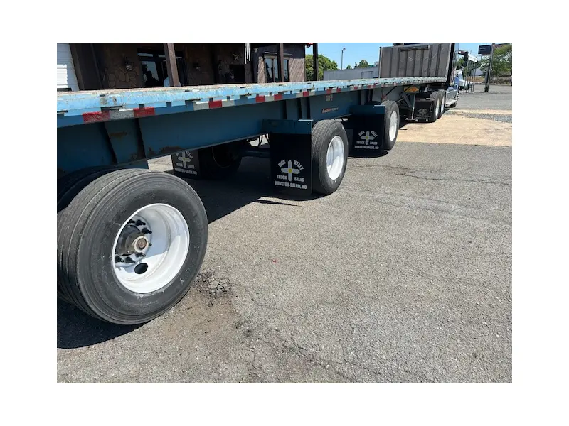 2016 GREAT DANE FLATBED