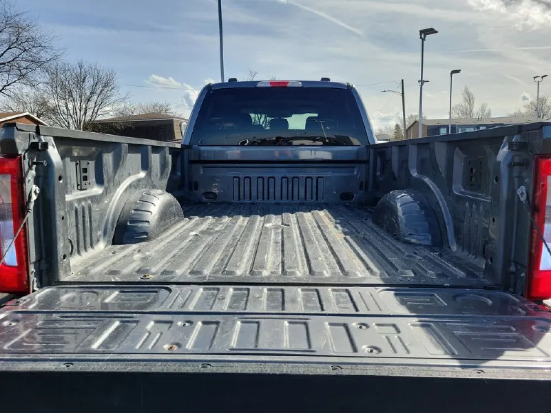 2025 FORD F250