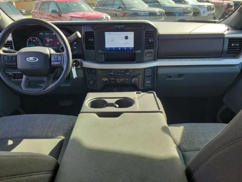 2025 FORD F250