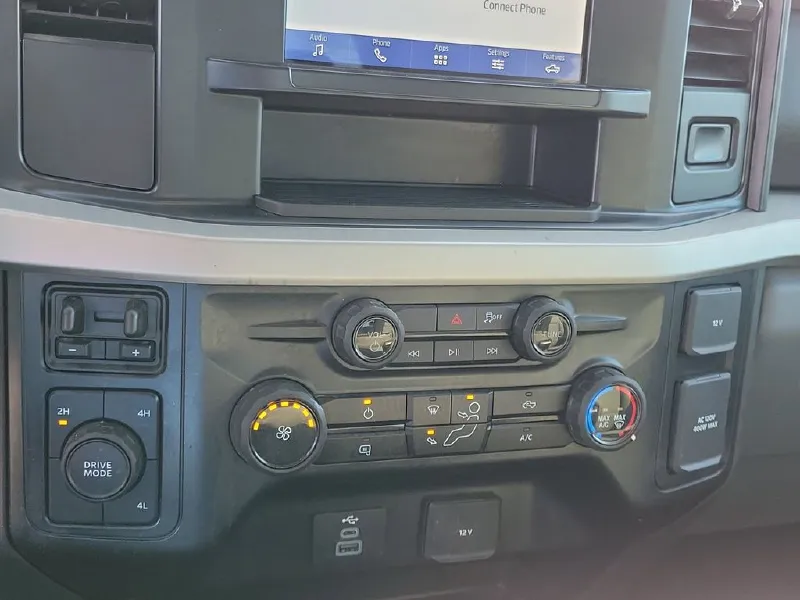 2025 FORD F250